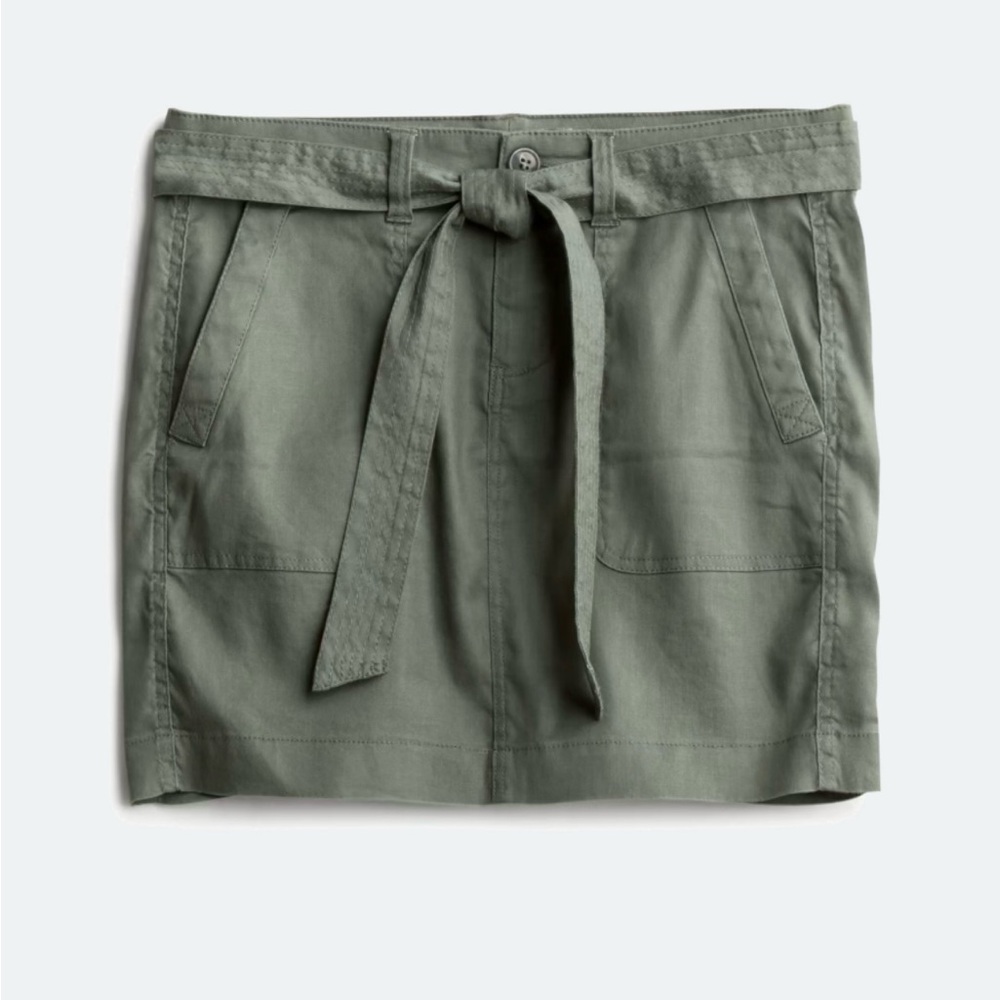 Liverpool Olive Green Women’s Tie Skirt. Size 2 / 26 Petite